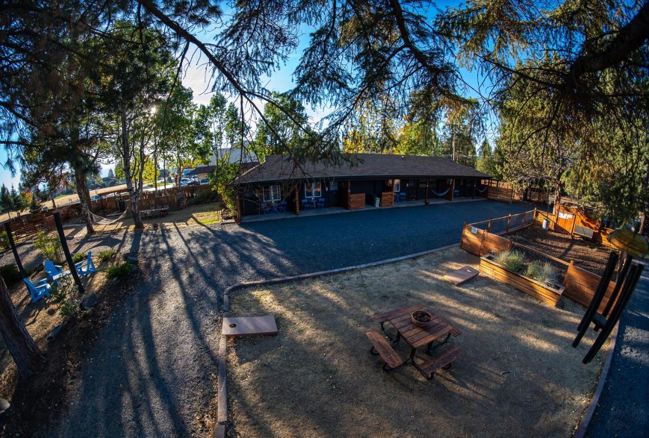 Left Coast Lodge - Pet Friendly Sisters Eksteriør bilde