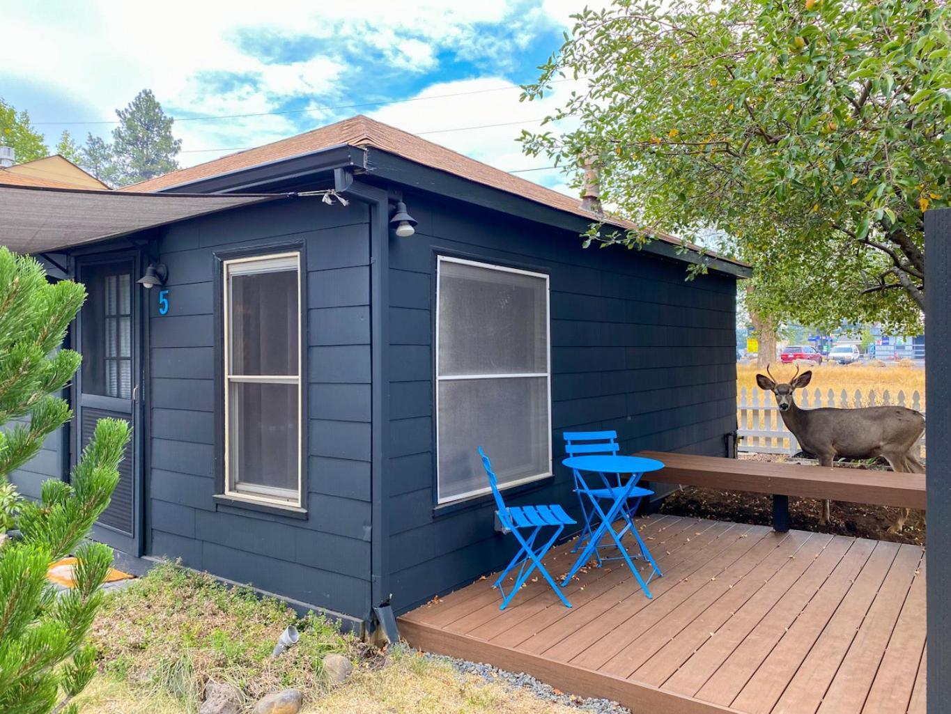 Left Coast Lodge - Pet Friendly Sisters Eksteriør bilde